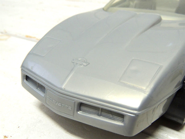 【V8・シボレー・コルベット】USA・アメ車・ビンテージ・ミニカー・チェッカーフラッグ