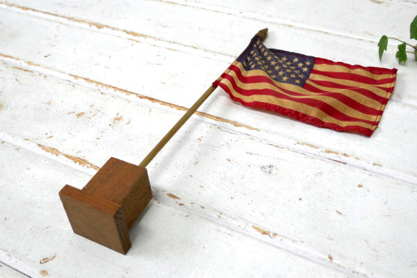 アメリカ合州国・木製ポール・星条旗 ②ヴィンテージ・卓上フラッグ・アメリカンフラッグ USA