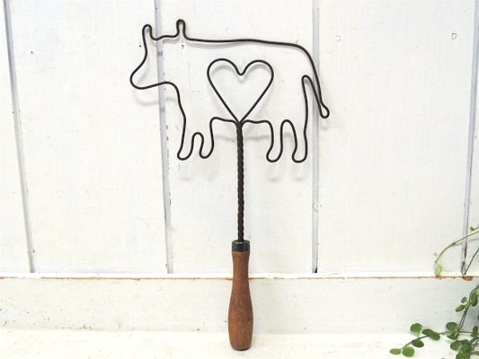 牛 COW・シャビー・アイアン×木製 ハンドル・ヴィンテージ・布団たたき・カーペットビーター USA