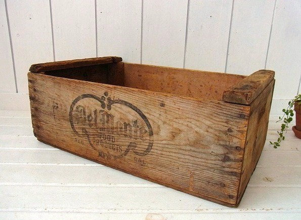 【Del Monte】デルモンテのシャビーなアンティーク・ウッドボックス/木箱 USA