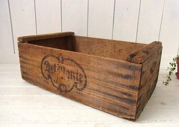 【Del Monte】デルモンテのシャビーなアンティーク・ウッドボックス/木箱 USA