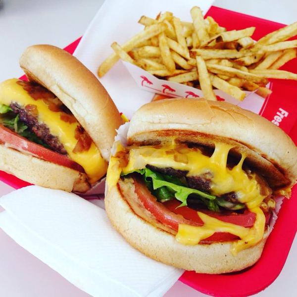 【IN-N-OUT BURGERS】USAバーガーショップ・限定・キッズ用・ステッカー・シール