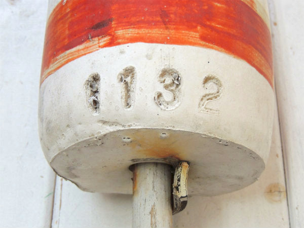 マリン・ナンバー入り・白×赤・ビッグサイズ・木製・ヴィンテージ・ロブスター・ブイ・トラップ・浮き