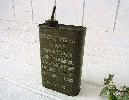 1957年・ミリタリー・ノズル付き・ヴィンテージ・オイル缶/US ARMY