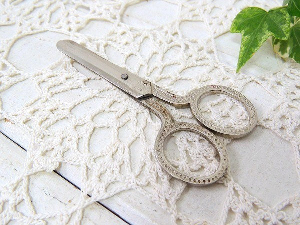 【USA・スチール製・模様入り】小さなヴィンテージ・シザー・はさみ/ハサミ