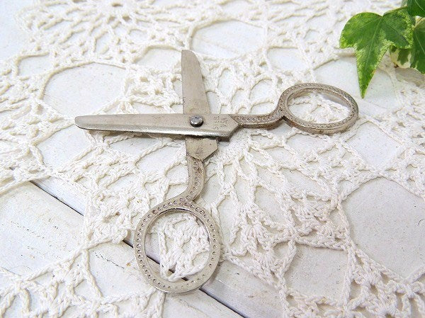 【USA・スチール製・模様入り】小さなヴィンテージ・シザー・はさみ/ハサミ