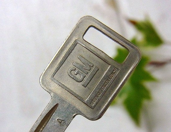 【GM/ゼネラルモーターズ】鍵・ アメリカ・ビンテージ・自動車キー・USA