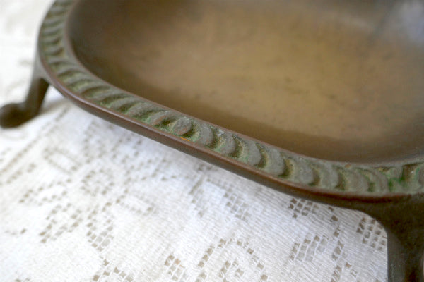 真鍮製・猫足デザイン・エレガント・アンティーク・ソープディッシュ・石鹸置き・トレイ USA