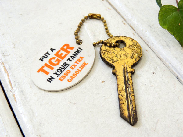 【エッソ・ESSO・1960's】TIGER・アドバタイジング・ビンテージ・キーホルダー・真鍮KEY