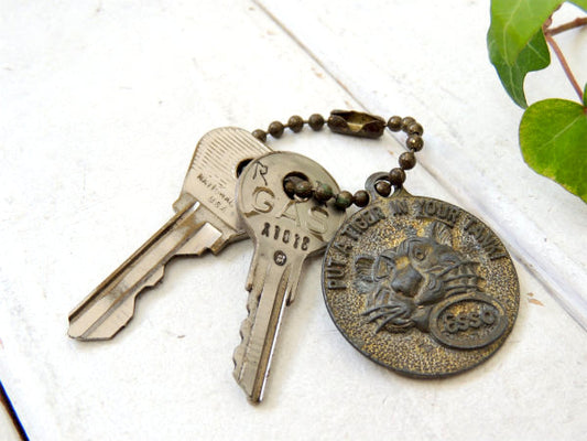 【エッソ・ESSO】TIGER・アドバタイジング・ヴィンテージ・キーホルダー・USA鍵2本・KEY