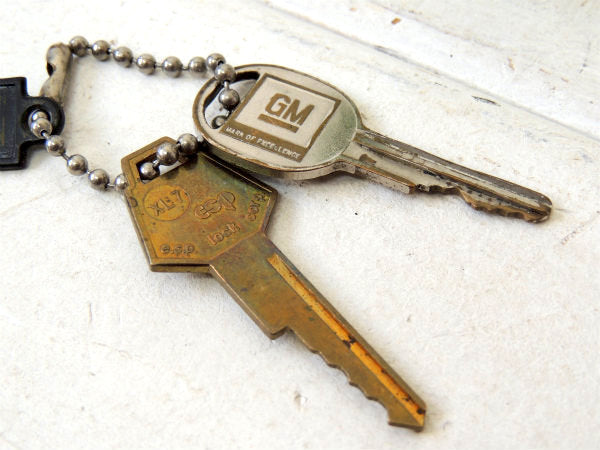 【1960's・ニューヨーク】ナンバープレート型・ビンテージ・キーホルダー・鍵2本付き・キャデラック
