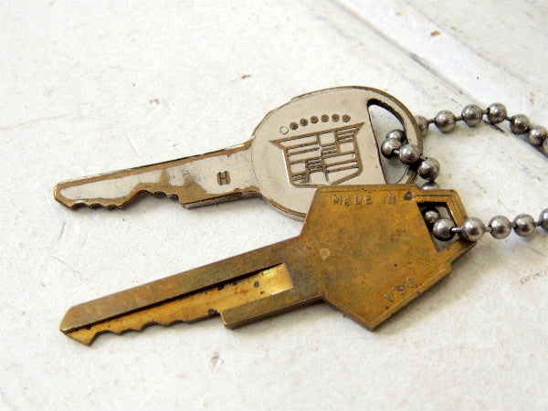 【1960's・ニューヨーク】ナンバープレート型・ビンテージ・キーホルダー・鍵2本付き・キャデラック