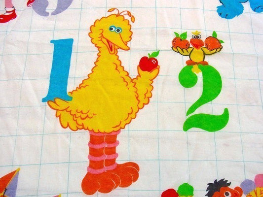 【セサミストリート】数字柄・ヴィンテージ・ユーズドシーツ(ボックスタイプ) USA