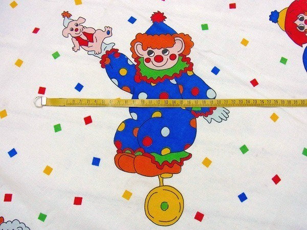 カラフル ピエロ柄 ヴィンテージ ユーズドシーツ (1/2)  ベッドシーツ USA