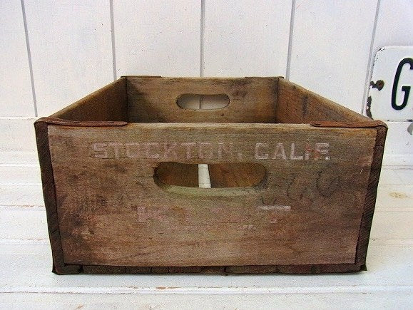 【KIST】ドリンクの木製・ヴィンテージ・ウッドボックス/木箱　USA