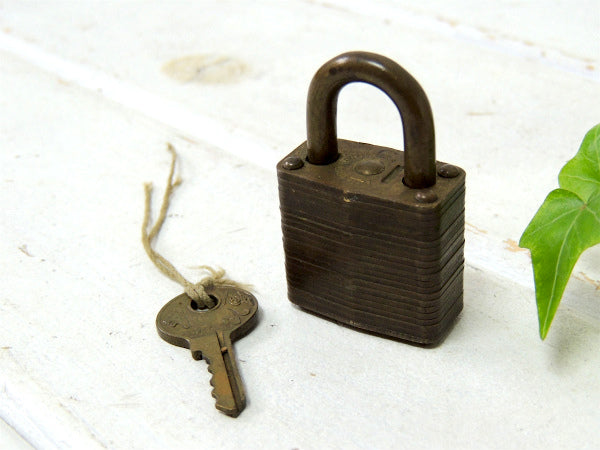 USN ヴィンテージ MASTER LOCK Co 南京錠 ライオン柄 鍵付き ミリタリー