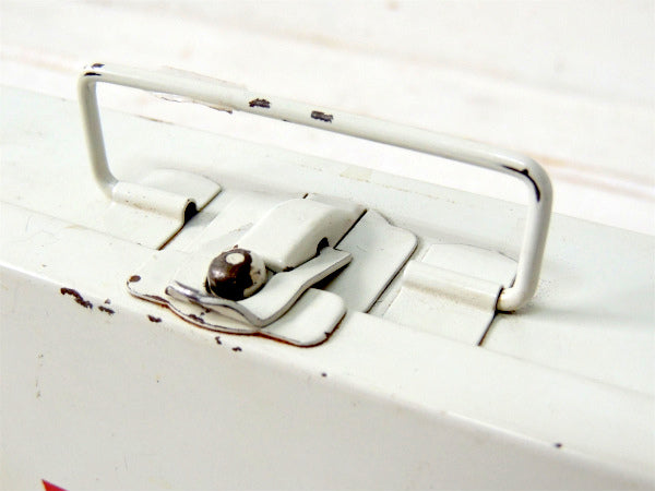 ジョンソン&ジョンソン 2段式・ホワイト・アメリカンビンテージ・救急箱・メディスンキャビネット US