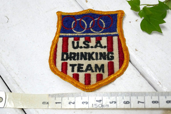 USA DRINKING TEAM 1970s アメリカンジョーク オリンピック ヴィンテージ 刺繍 ワッペン US