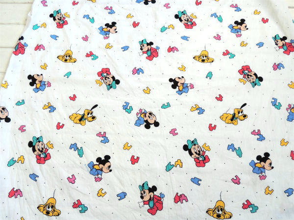【ベビーミッキー&ミニー】パズル柄・ベビーサイズ・ヴィンテージ・ユーズドシーツ(ボックスタイプ)