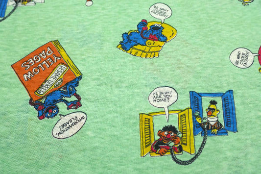 セサミストリートの仲間たち 電話 グリーン デッドストック ヴィンテージ ファブリック 生地 レア