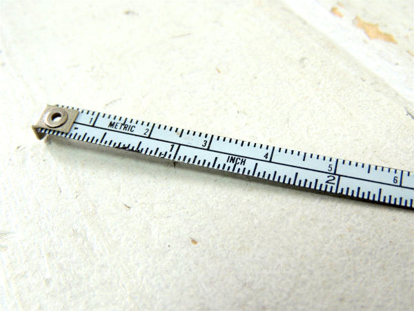 【CALIFORNIA】シンプルなデザイン・小さなヴィンテージ・メジャーテープ・巻尺・DIY