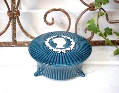 フランス・パリ 蚤の市・西洋 陶磁器 脚付き・アンティーク・ジュエリー&小物入れ・ブロカンテ