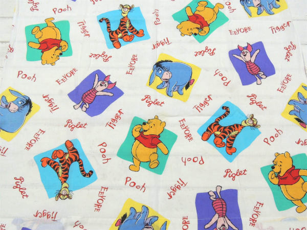 【くまのプーさんと森の仲間たち】USA・カラフル・ベビーサイズ・ユーズドシーツ