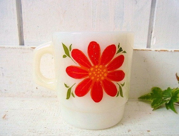 【FireKing】デイブレイカー・赤色の花柄・ヴィンテージ・マグカップ/スタッキングマグ