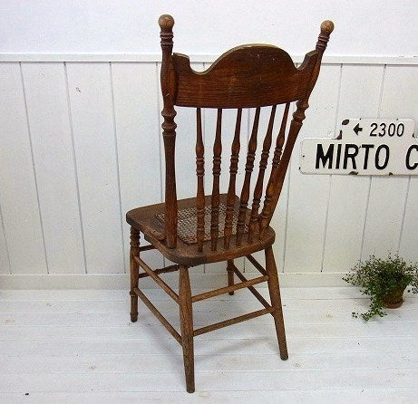 USA 彫刻模様 アンティーク ラタン 木製 椅子 チェア アーリーアメリカン イス カントリー