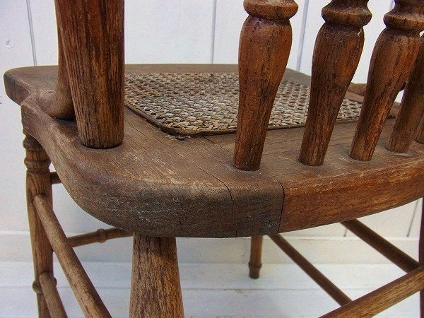 USA 彫刻模様 アンティーク ラタン 木製 椅子 チェア アーリーアメリカン イス カントリー
