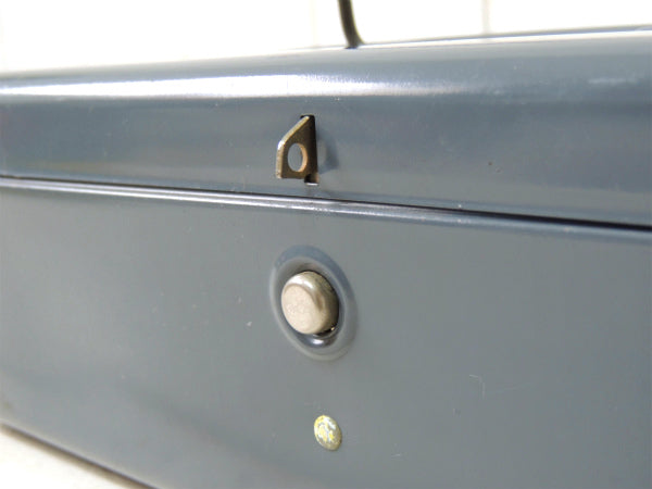 インダストリアル・工業系・グレートーン・ヴィンテージ・ツールボックス・ツールケース・工具箱  USA