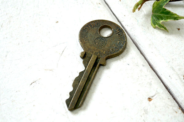 VASSAR 173044  オールド ヴィンテージ KEY キー OLD 鍵 USA 小物