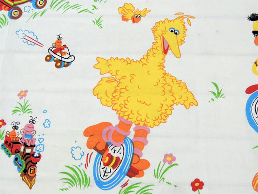 【セサミストリート】USA!乗り物柄・ヴィンテージ・ユーズドシーツ(フラットタイプ)