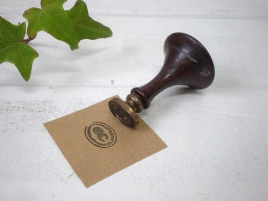 アルファベット Q 木製ハンドル アンティーク シーリングスタンプ 封蝋