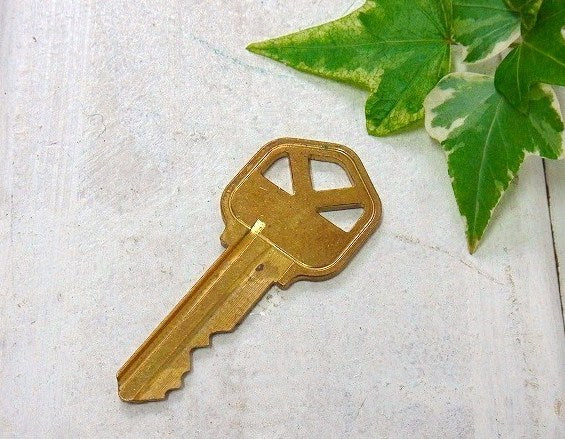 【KW1/USA】真鍮製・鍵・アメリカ・ビンテージ・キー・アンティーク