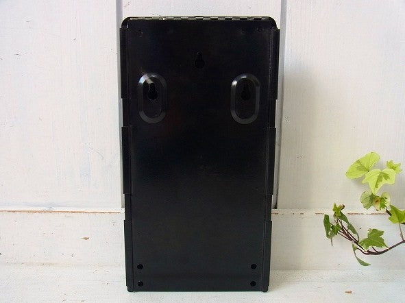 メタル製・黒色の縦型・ヴィンテージ・メールボックス/ポスト/郵便受け USA