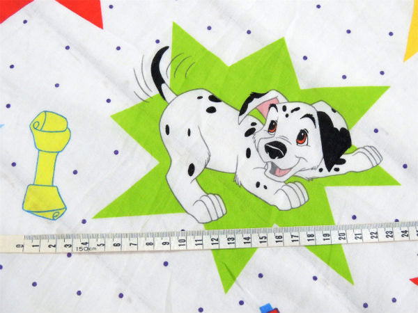 【101匹わんちゃん】ディズニー・おもちゃ柄・ベビーサイズ・ユーズドシーツ(ボックスタイプ) USA