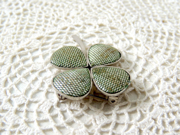 【四つ葉・クローバー】モチーフ・ヴィンテージ・ブローチ・アクセサリー