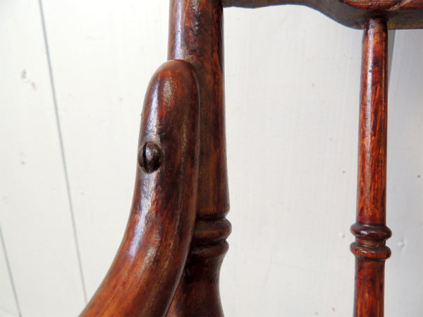 【彫刻模様】子供用のアンティーク・ロッキングチェア/子供イス/アーリーアメリカン/木製椅子