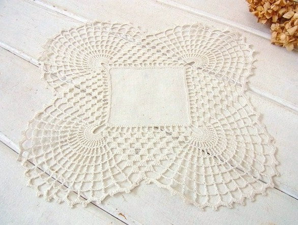 手編み クロシェレース デッドストック アンティーク ドイリー ハンドメイド USA