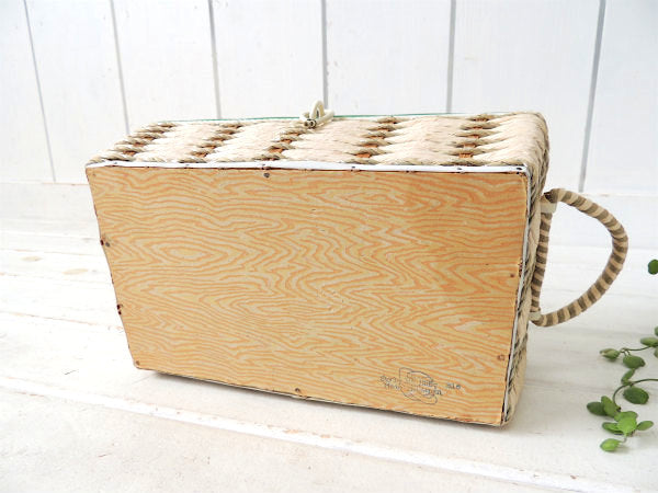 レトロな花柄・2段式・ヴィンテージ・ソーイングボックス/裁縫箱