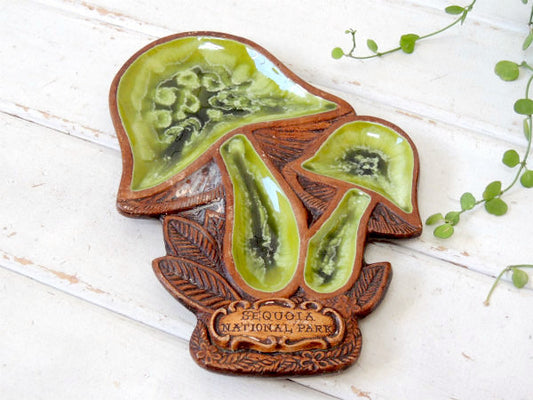 トレジャークラフト キノコ・セラミック製・ヴィンテージ・プレート カトラリーレスト スーベニア品