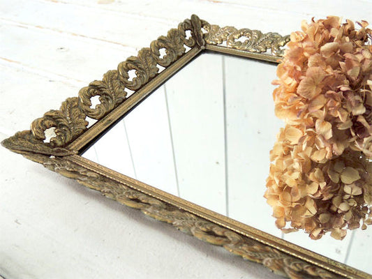 ゴールド色・フラワーモチーフ・アンティーク・ミラートレイ・鏡・ミラー USA