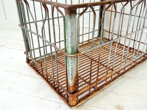 【SHAMROCK Farms】シャビー・メタル製・ヴィンテージ・ミルクボトルケース/キャリーケース