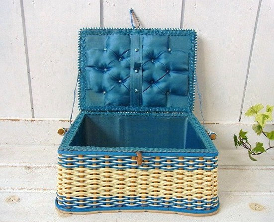 アメリカ製・!ブルー×アイボリー色のレトロなヴィンテージ・ソーイングボックス/裁縫箱/手芸用品