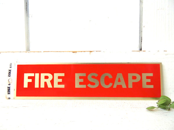 ファイヤーエスケープ デッドストック・ヴィンテージ・メタル ステッカー・火災 US