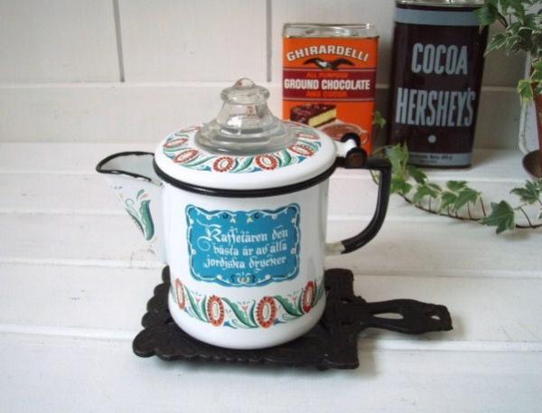 アイアン製のアンティーク・鍋しき/トリベット　USA