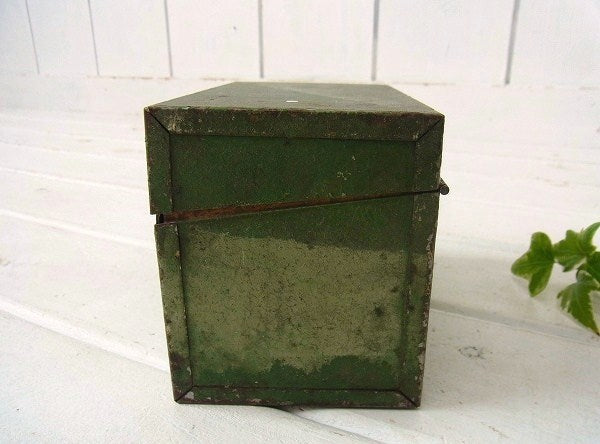 オリーブ・グリーン メタル製・カード付き・ヴィンテージ・カードボックス ファイルボックス USA