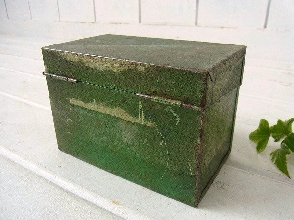 オリーブ・グリーン メタル製・カード付き・ヴィンテージ・カードボックス ファイルボックス USA