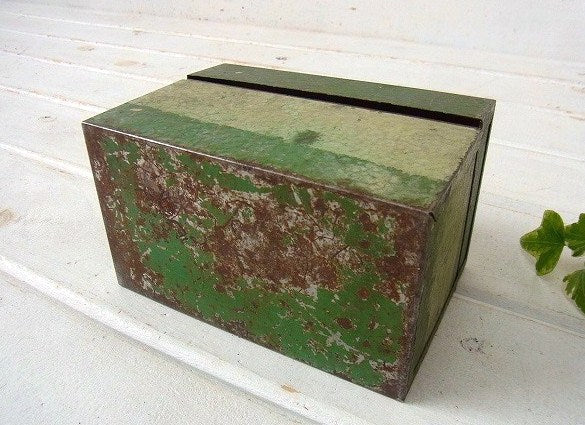 オリーブ・グリーン メタル製・カード付き・ヴィンテージ・カードボックス ファイルボックス USA